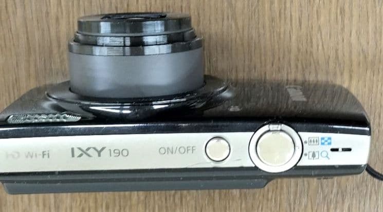 (値下げ)CANON IXY 190デジタルカメラ