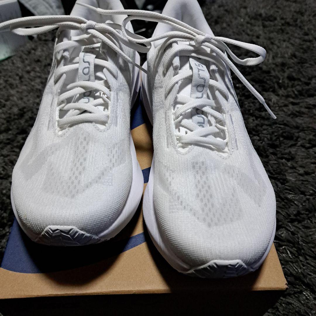 ももそらさん専用　ASICS NOVABLAST 5 ホワイト 26.0cm