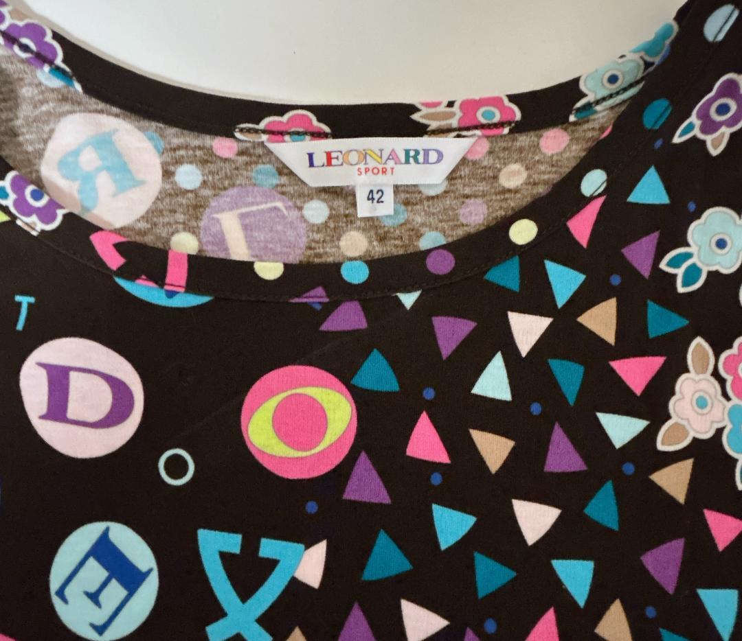 ⭐︎LEONARD⭐︎黒い多色ドット花柄五分袖チュニック 42（XL)