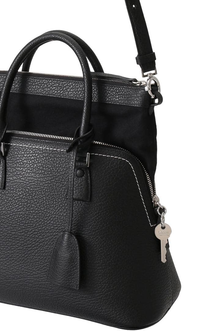 MAISON MARGIELA 「5AC」ミディアム　ブラック新品