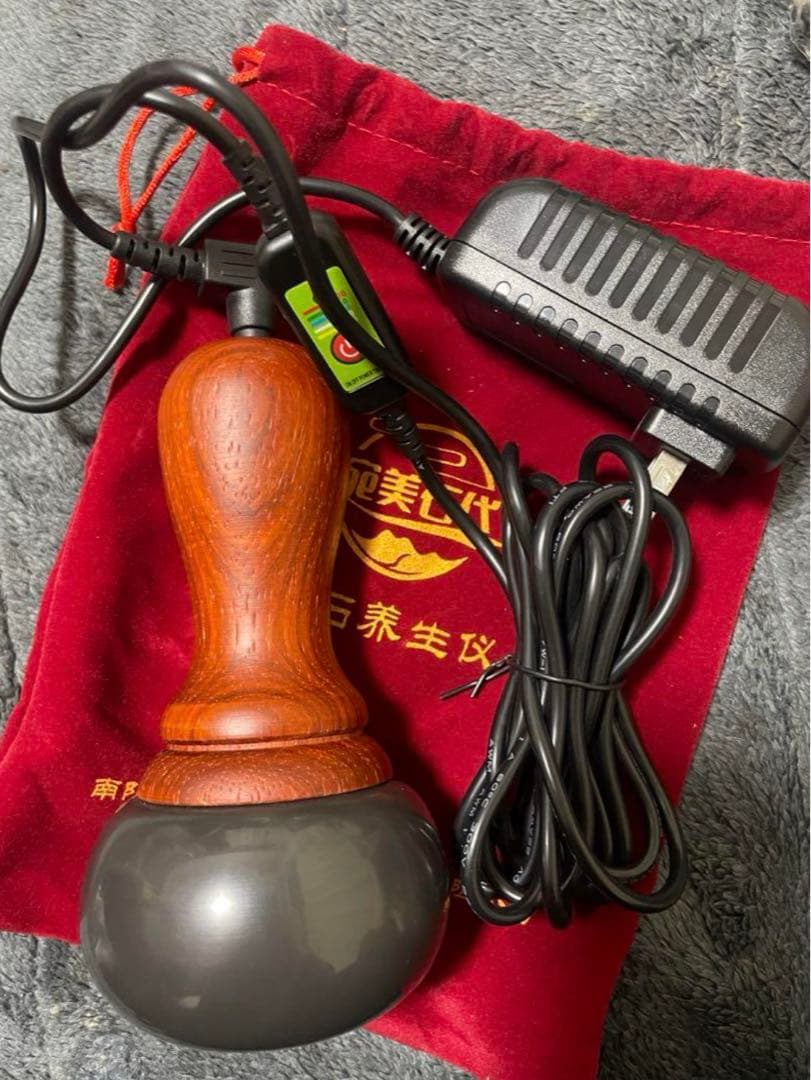 新品　ベン石Ｑ　温熱機器　マッサージ　収納ポーチ付き　エステ　ホットストーン