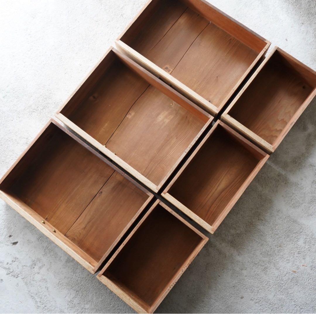 8杯の引き出しチェスト