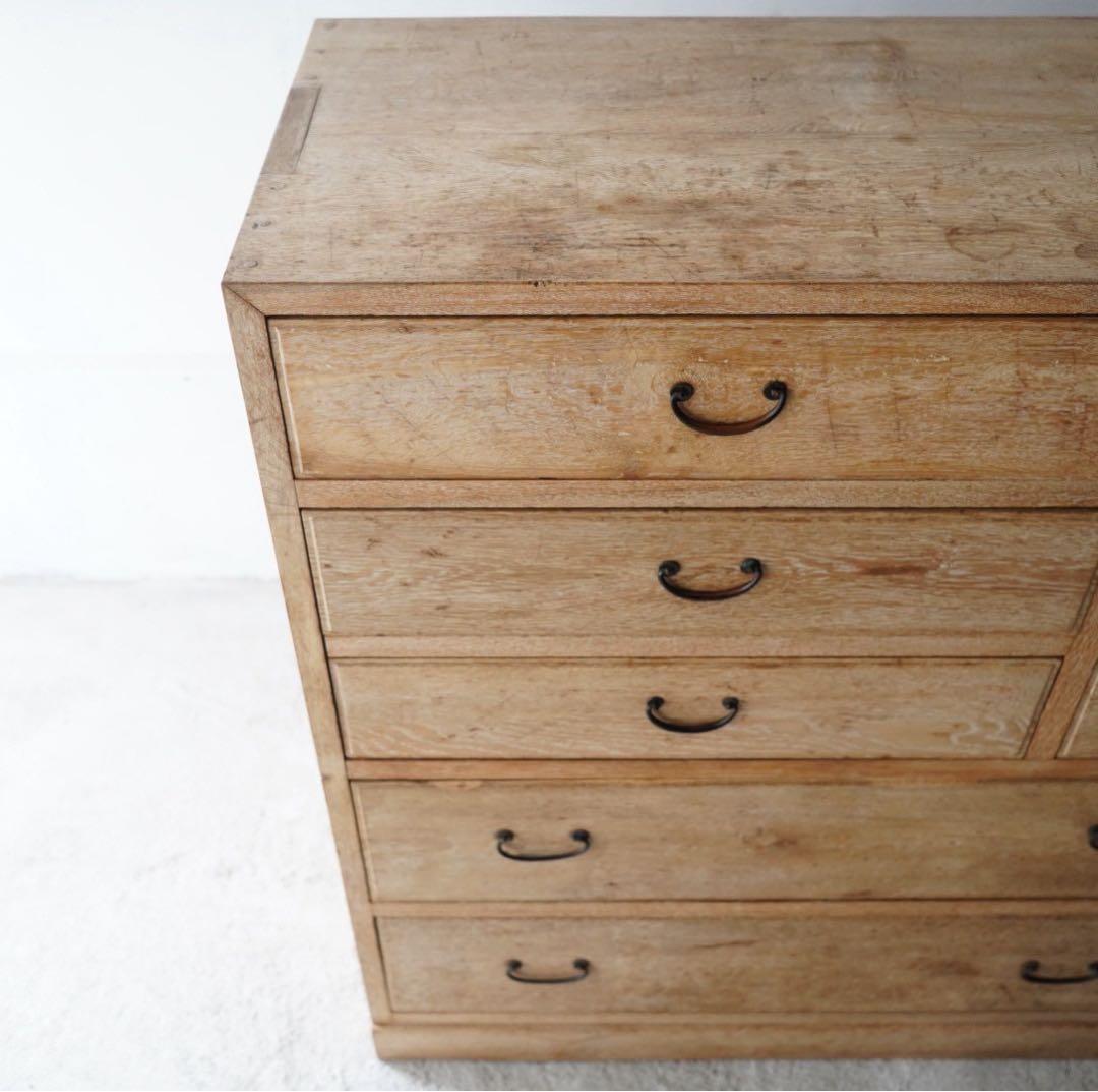 8杯の引き出しチェスト