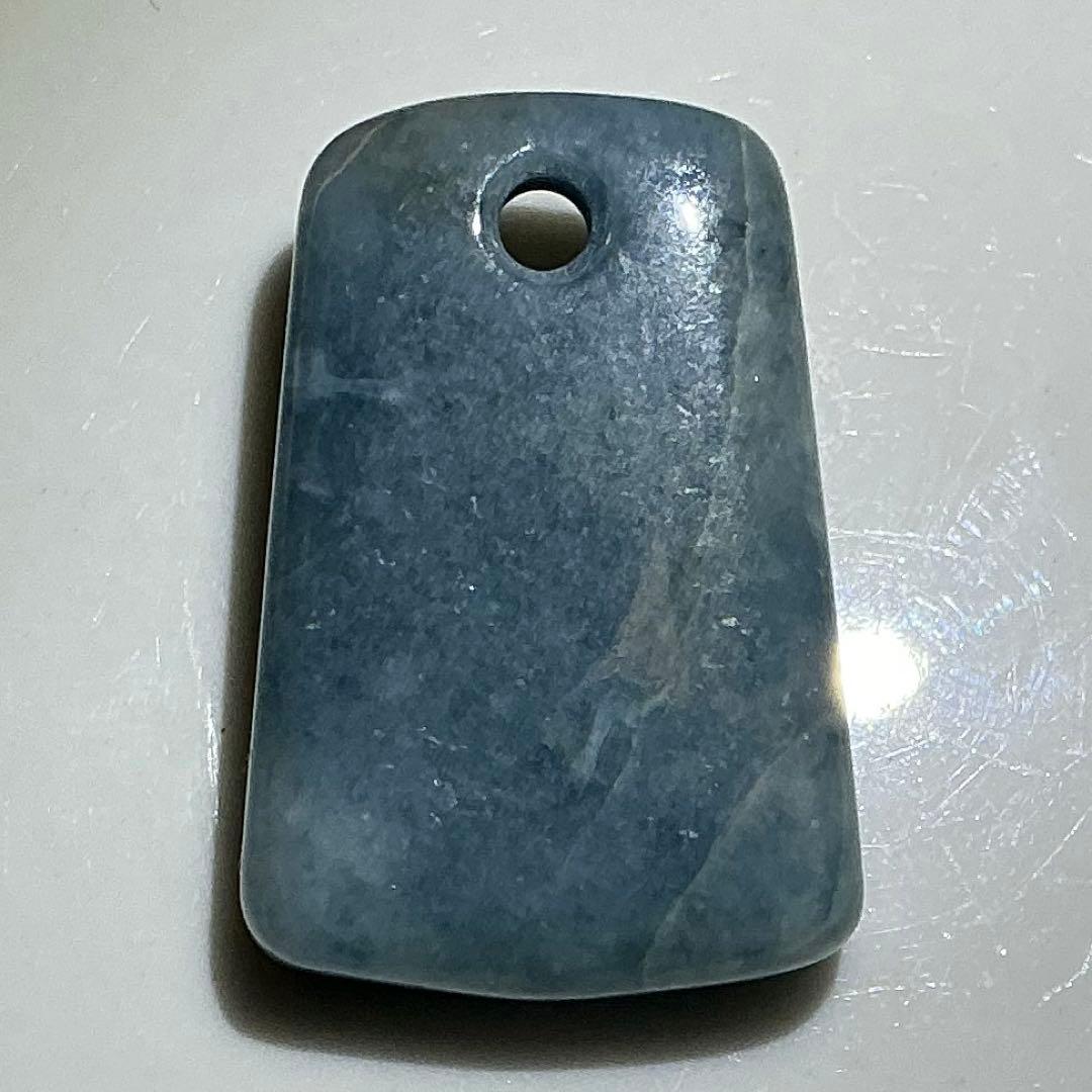 コン沢翡翠　銅鐸型ネックレストップ