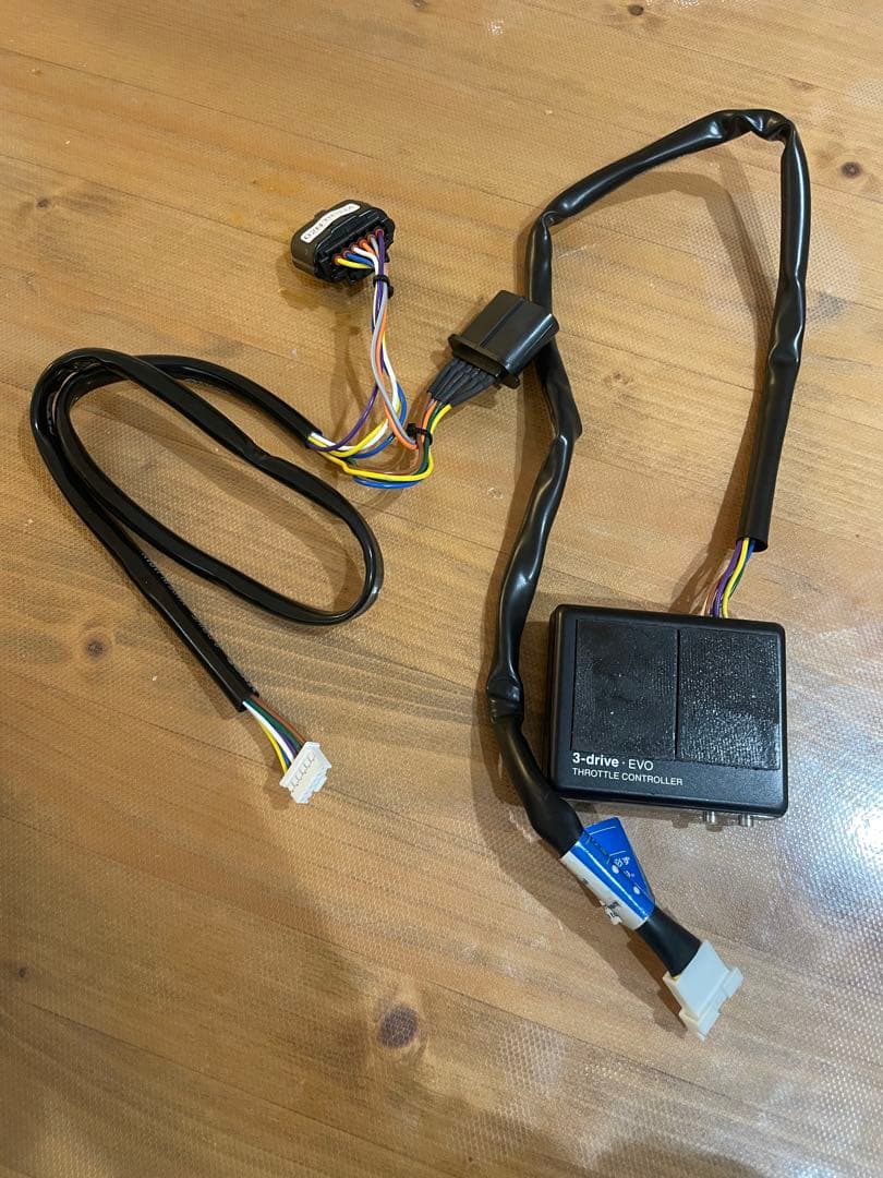 Pivot 3-drive EVO 電子制御ユニット　NHP10 アクア