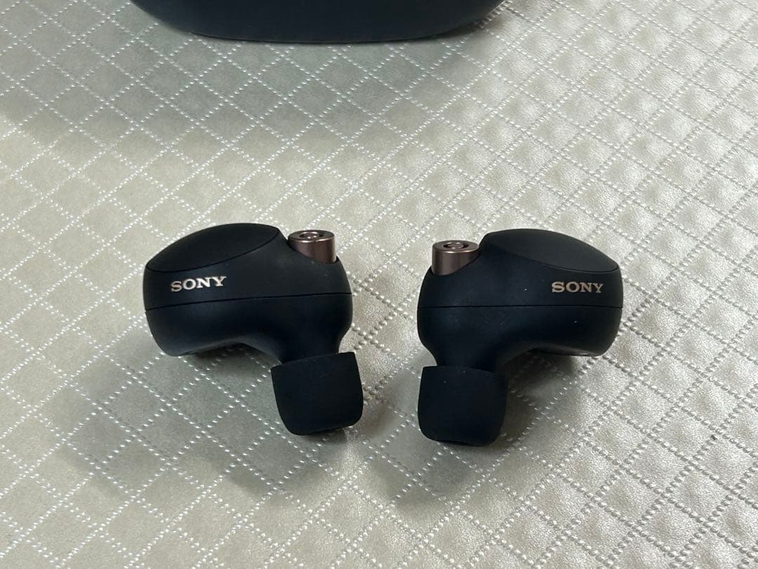 SONYワイヤレスノイズキャンセリングステレオヘッドセットWF -1000XM4