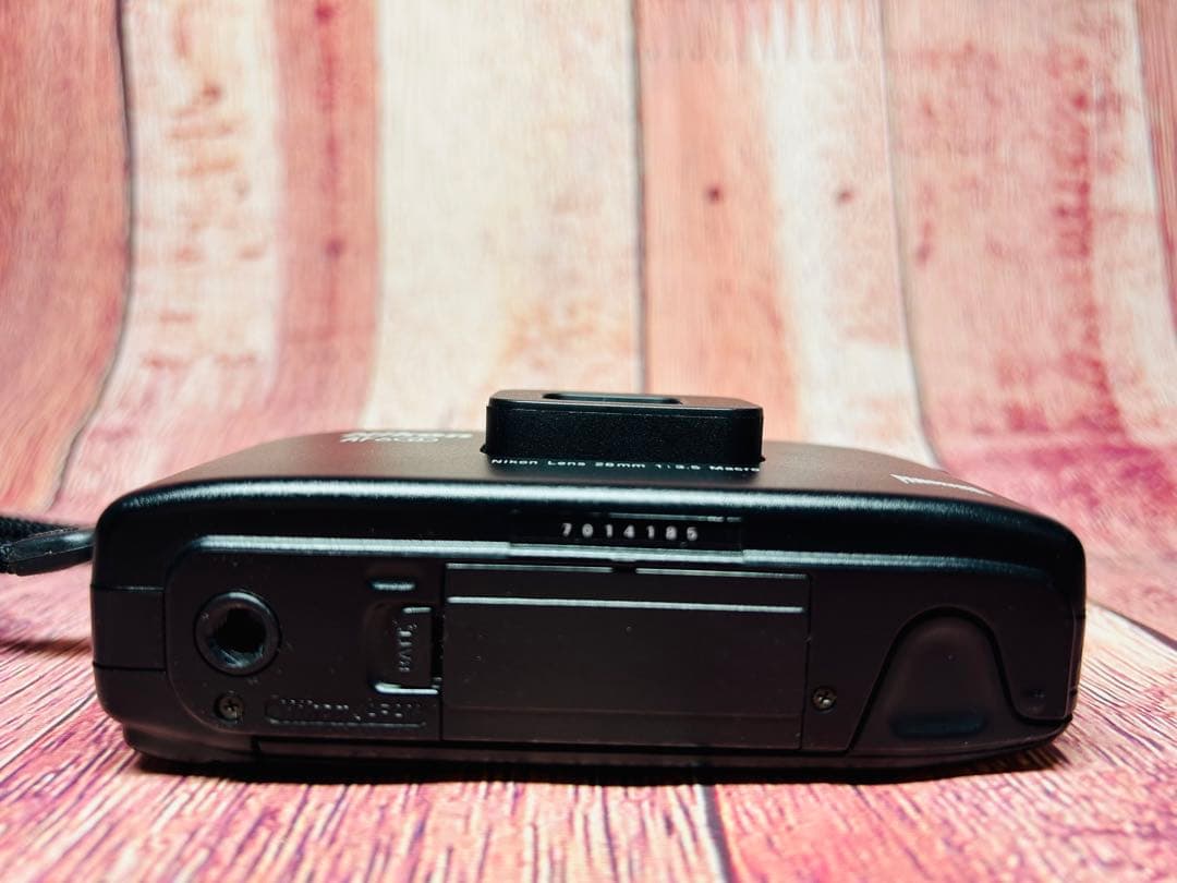 Nikon ニコン AF600 コンパクトフィルムカメラ