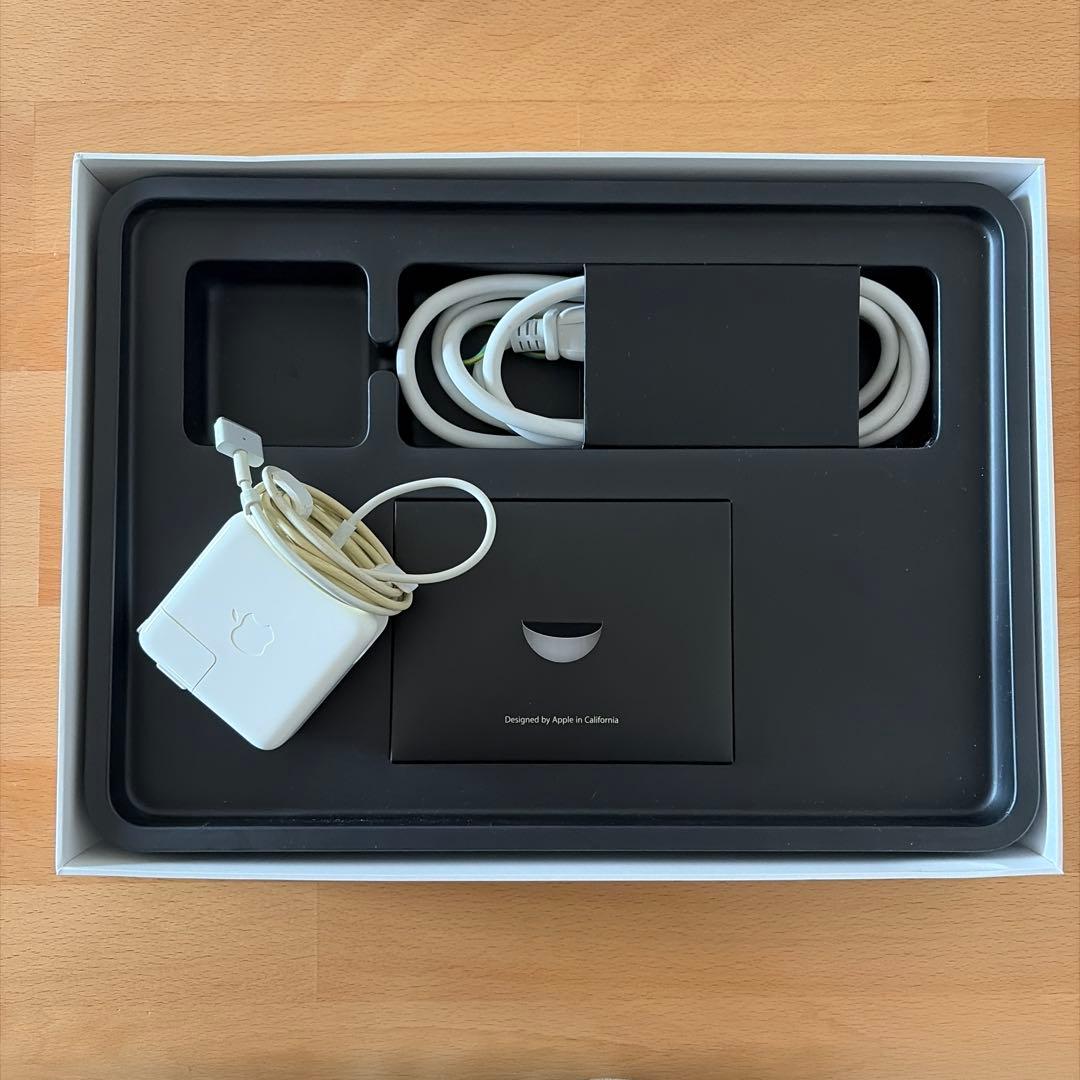 MacBook本体 MacBook Air (13-inch, Early 2014)