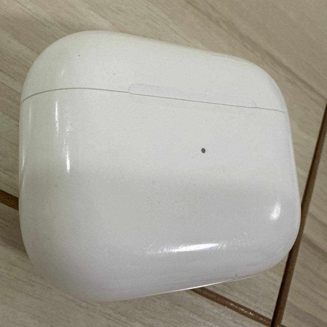 Apple AirPods 第3世代 充電ケース付き MPNY3J/A