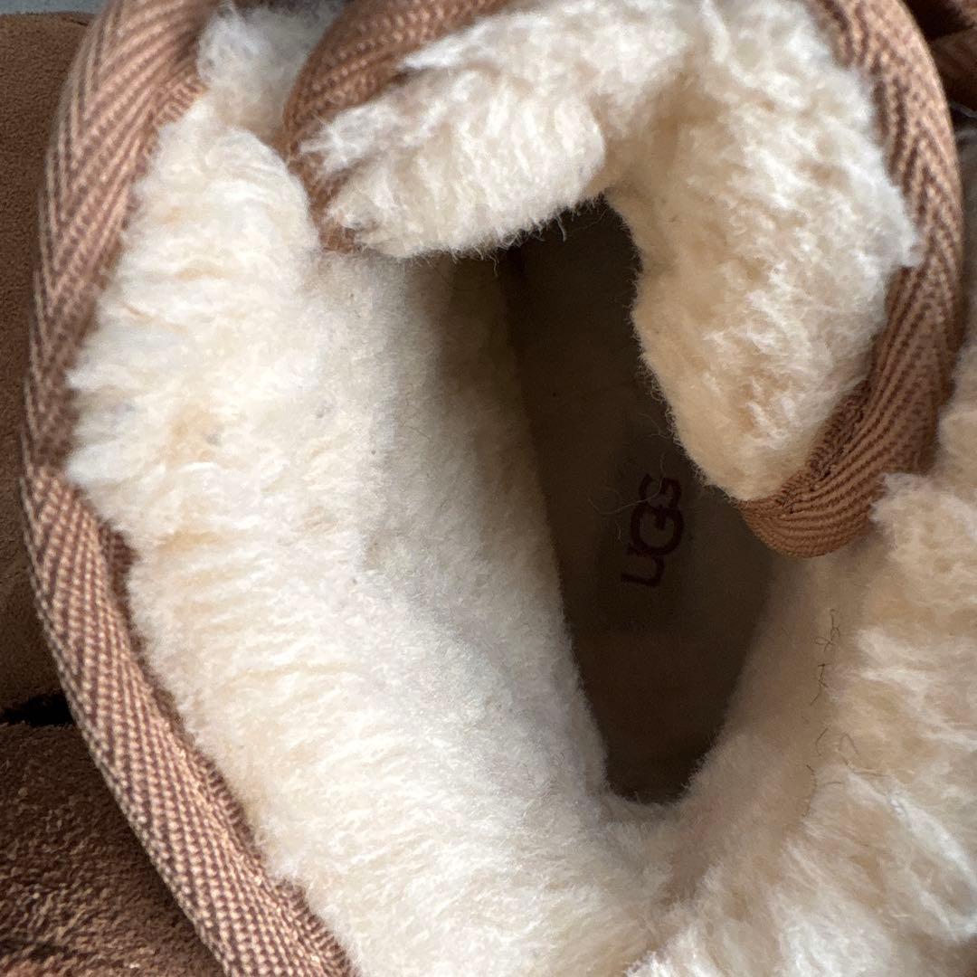 UGG W NEUMEL PLATFORM ニューメルプラットフォーム 24cm