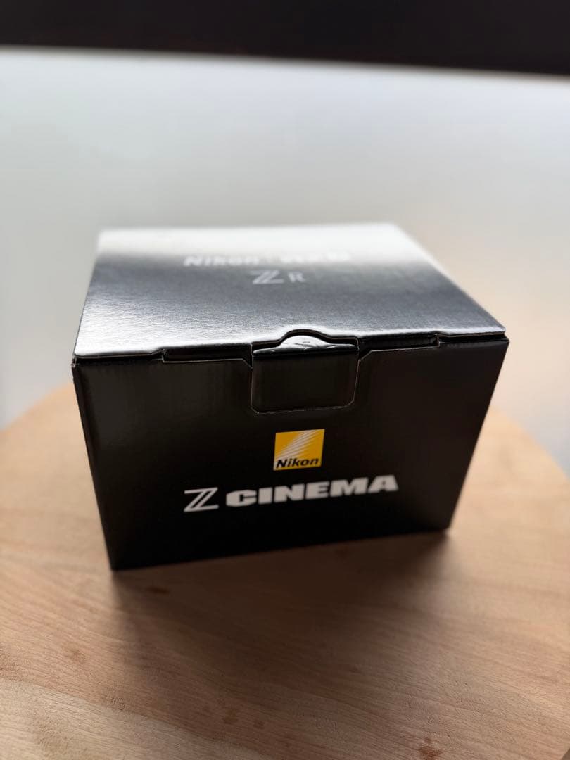 Nikon ZR 本体 ＋ 1TB CFexpress メモリーカード