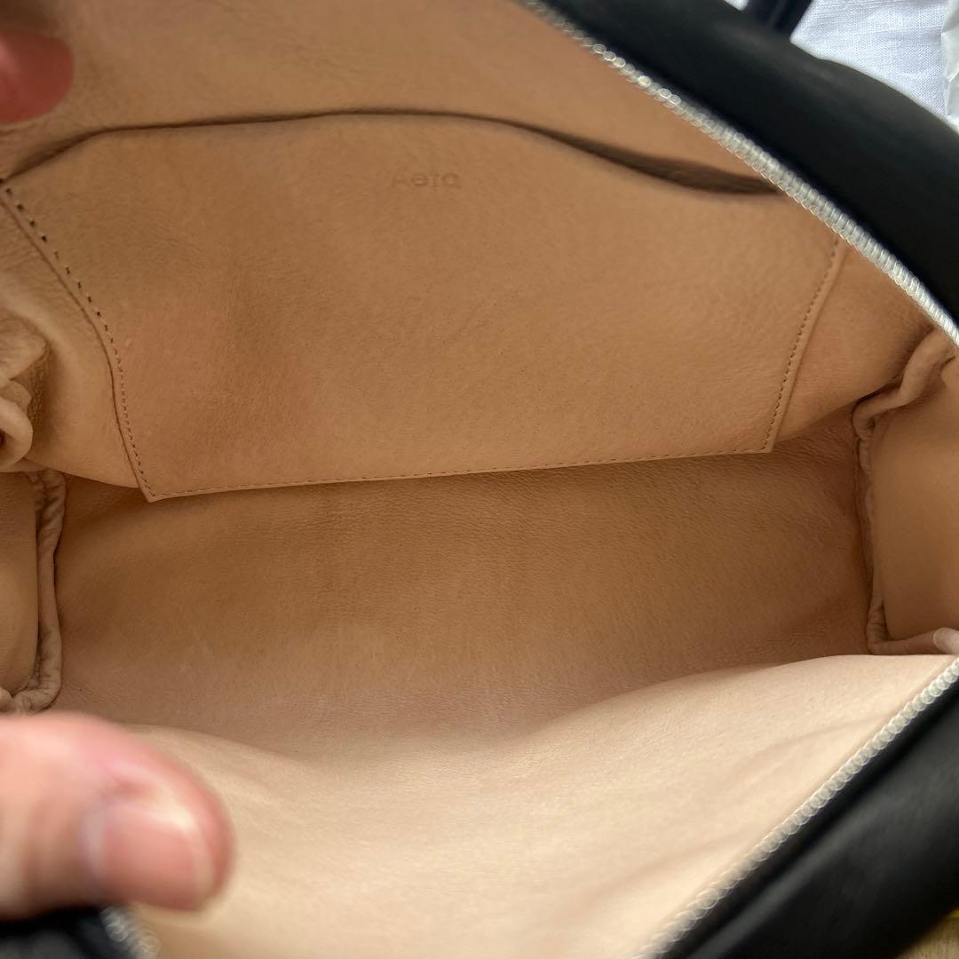 aetaレザー ハンドバッグ