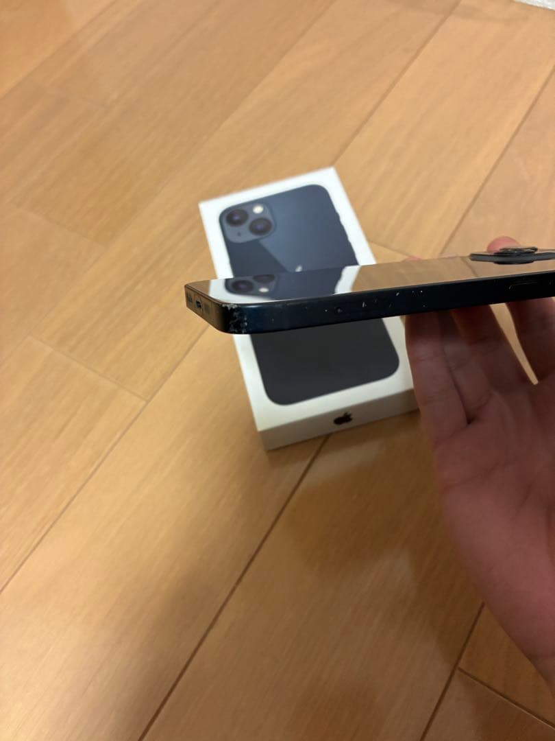 Apple iPhone 13 ミッドナイト本体