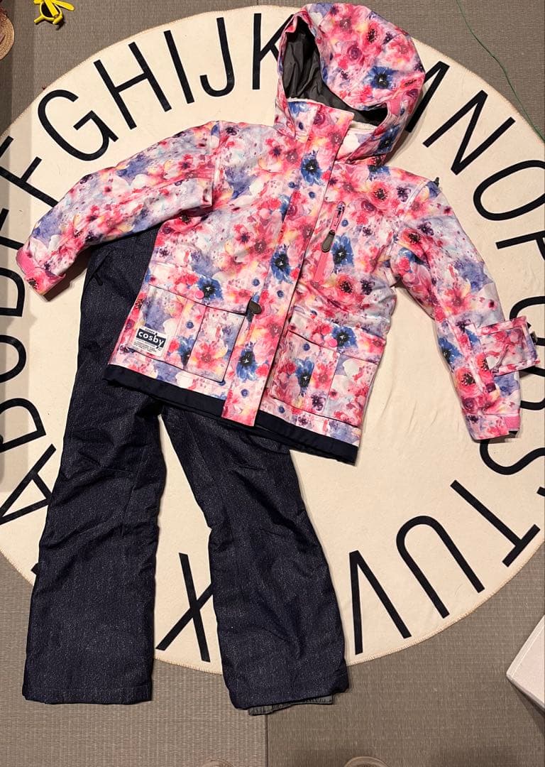 女の子スキーウェア