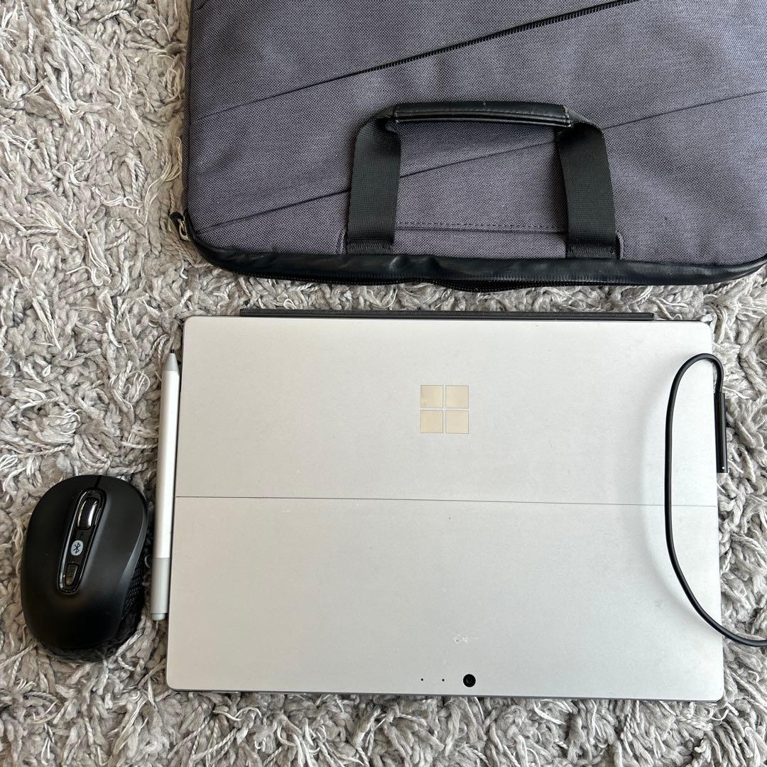 Surface Pro 第5世代　キーボード　マウス　ケース付き