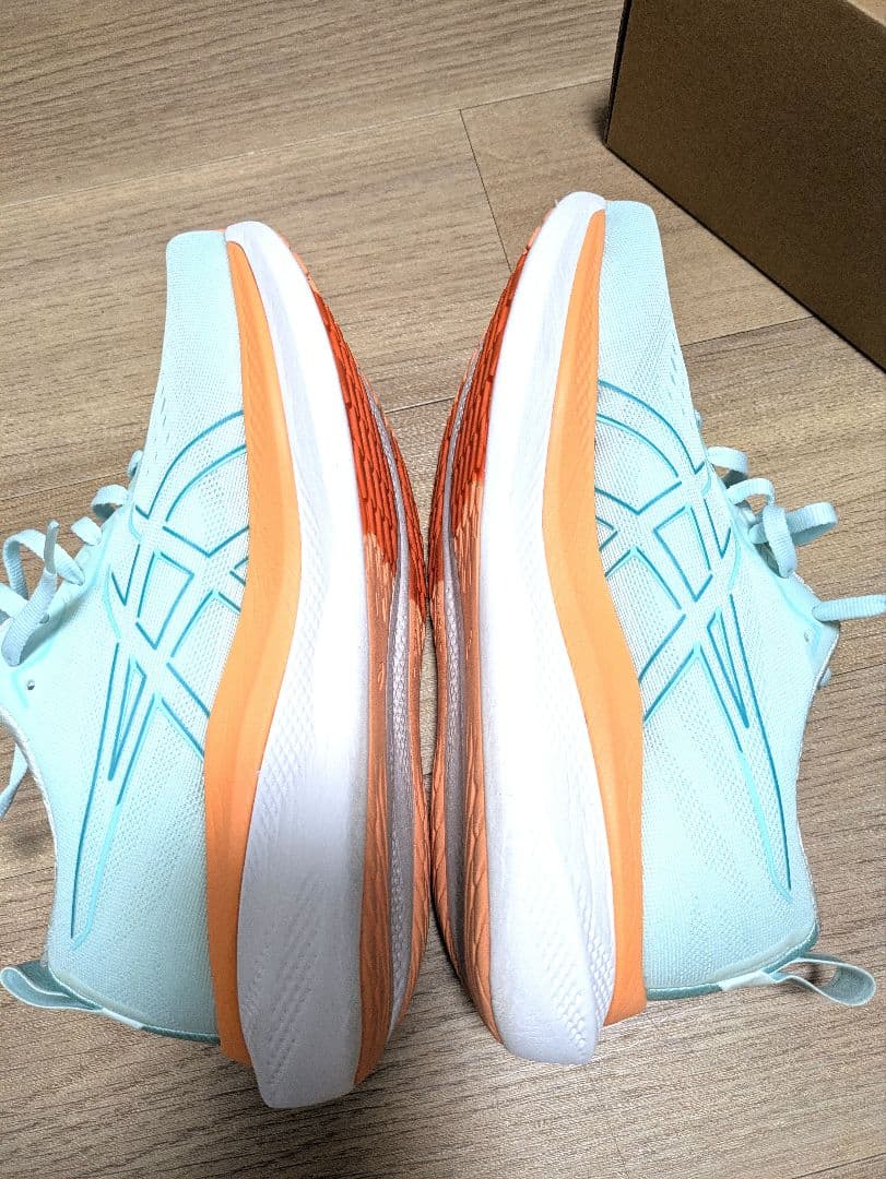 ASICS ランニングシューズ グライドライド マックス　25.5 cm　箱あり