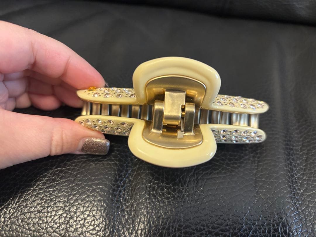 ALEXANDRE DE PARIS ヘアクリップ ホワイト　Lサイズ