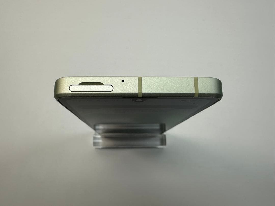 Aquos sense8 docomo 128GB グリーン 画面不良なし