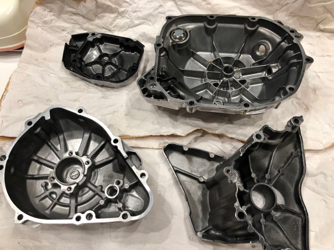 Z900RS 純正エンジンカバーセット　アルミ磨き　クラッチカバー他