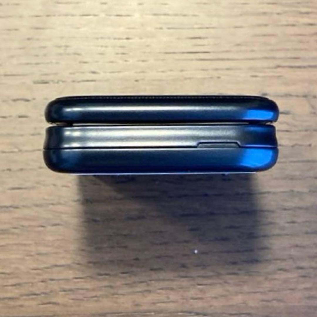 docomo らくらくホン F-41Fセット　ネイビー