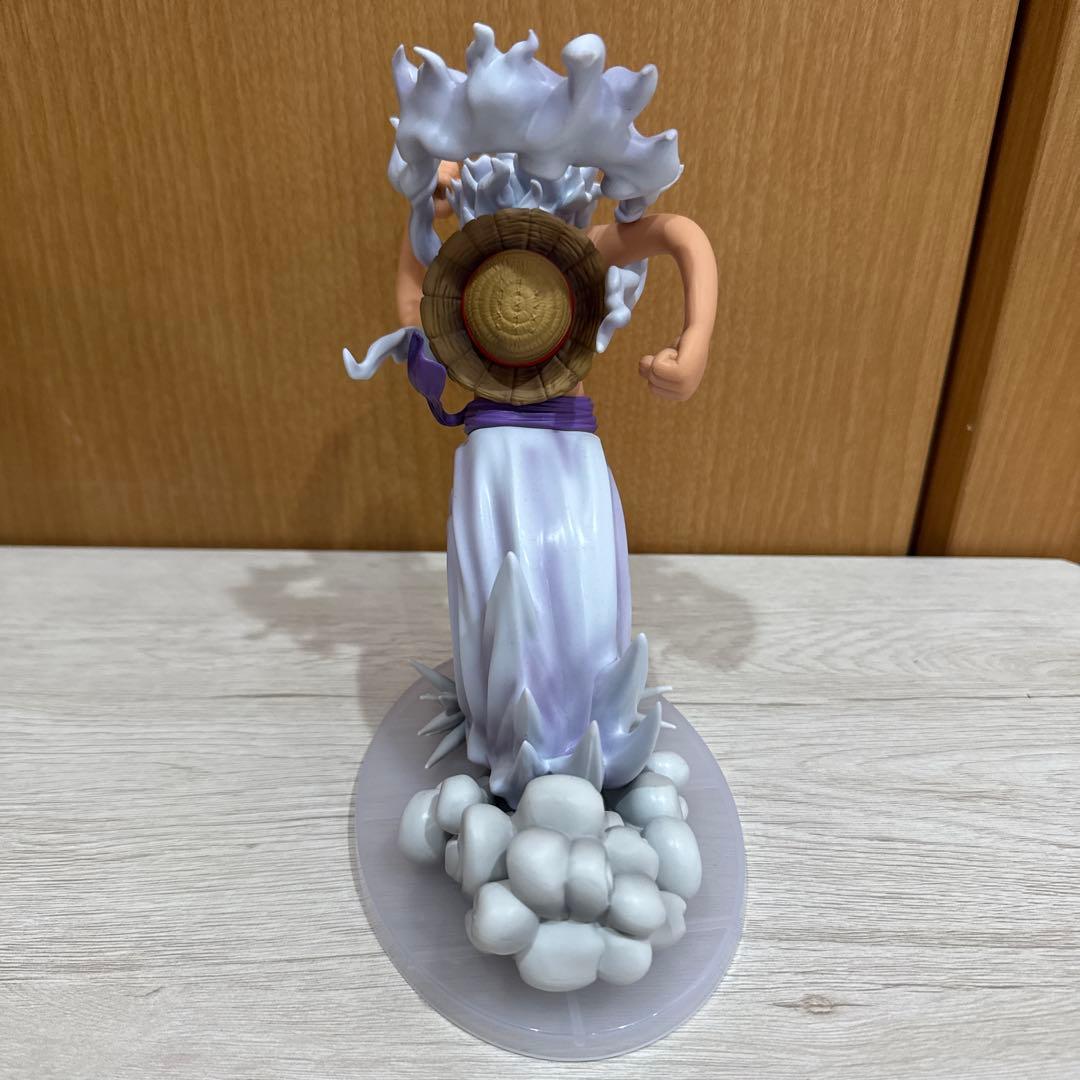 ワンピース　フィギュア　一番くじ　ルフィ　ニカ