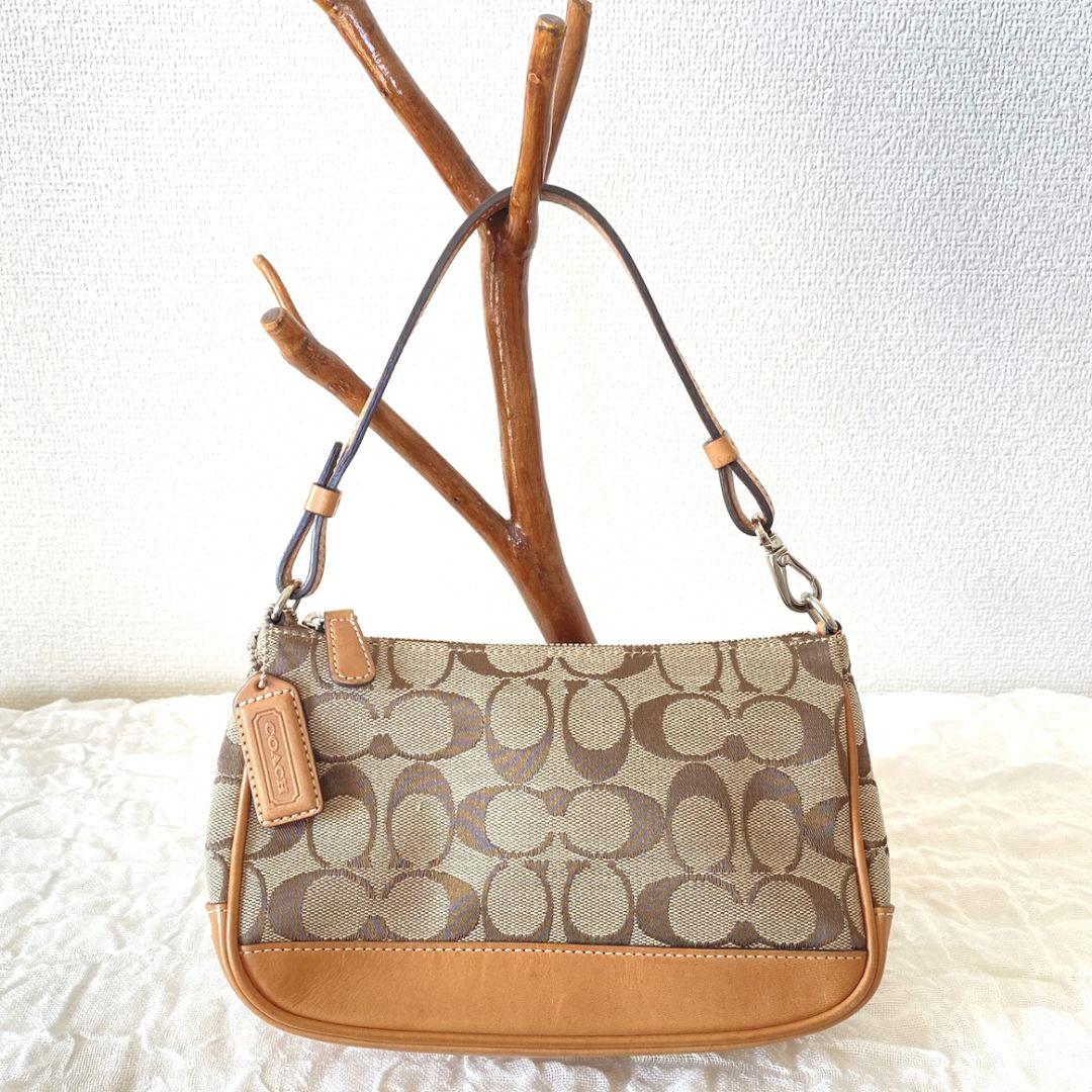 コーチCOACH ショルダーバッグ キャンパスアクセサリーポーチ シグネチャー