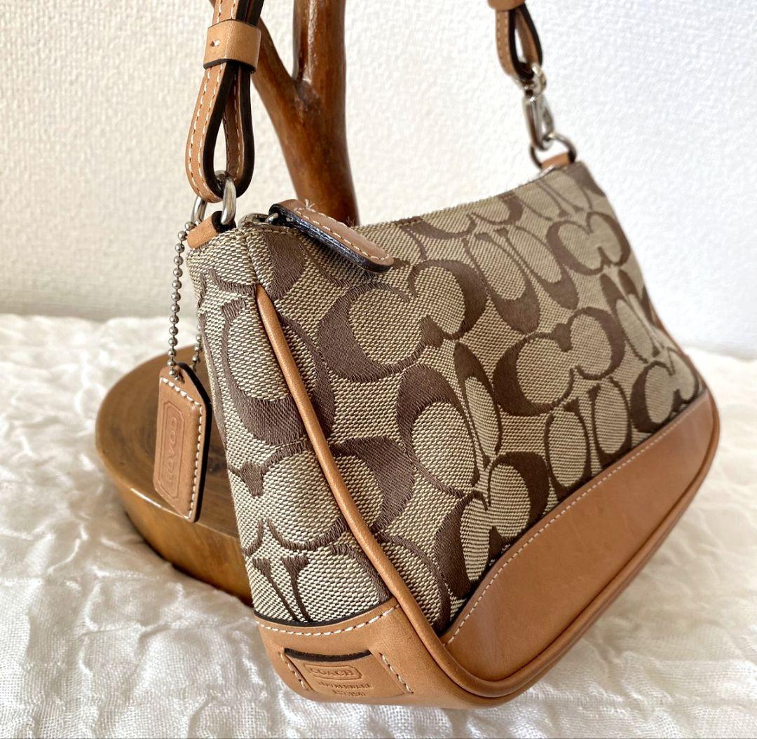 コーチCOACH ショルダーバッグ キャンパスアクセサリーポーチ シグネチャー
