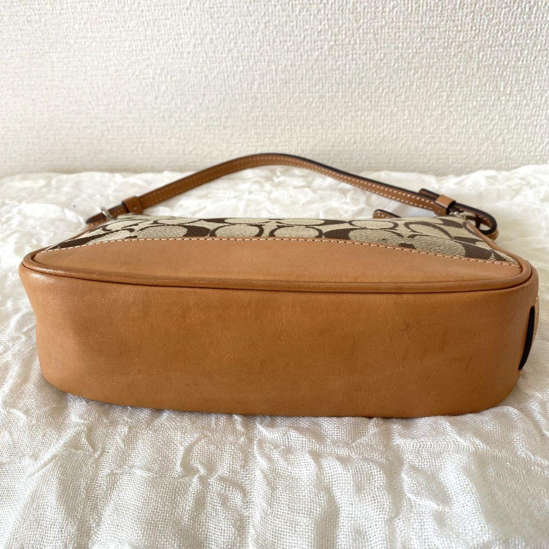 コーチCOACH ショルダーバッグ キャンパスアクセサリーポーチ シグネチャー