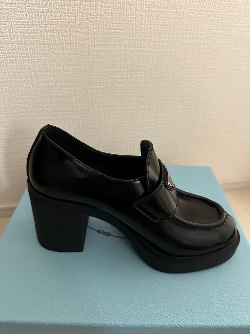 プラダチョコレートハイヒールローファー36