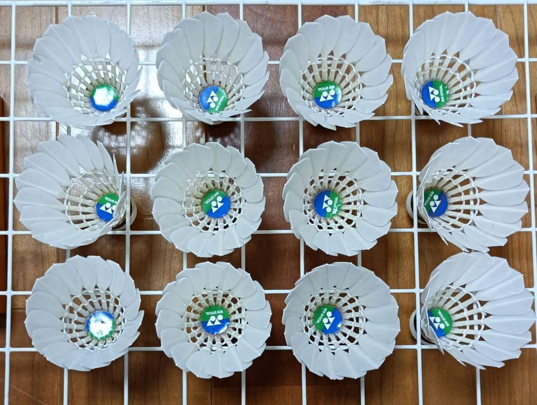 ほ*る様 YONEX ヨネックス ニューオフィシャル 中古 10ダース シャトル