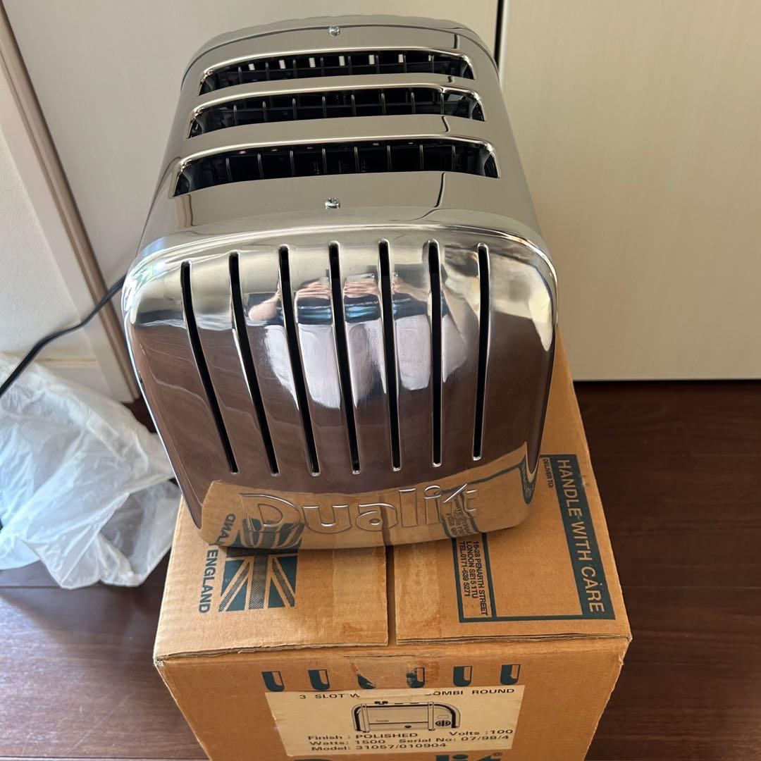 備*派様 Dualit The Toaster 3スロットトースター