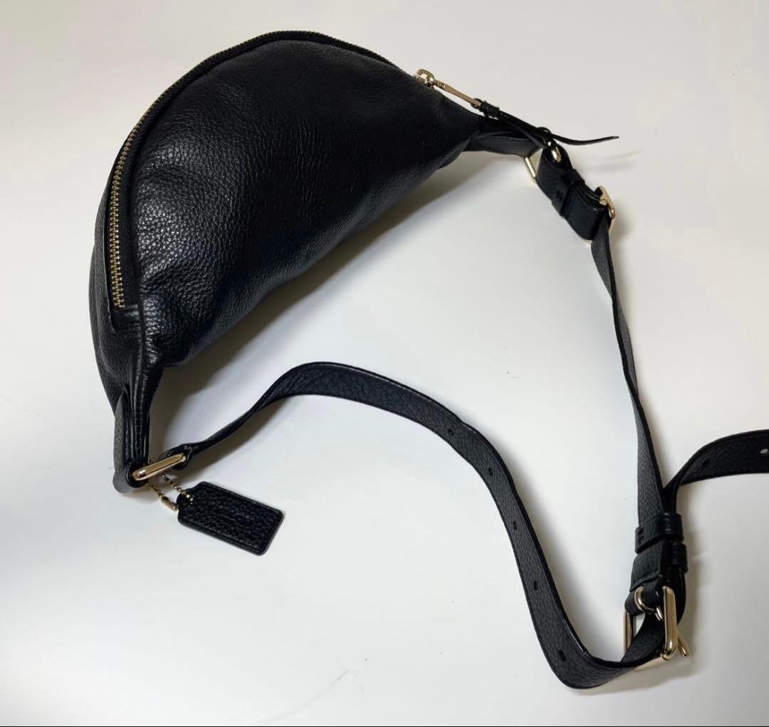 本日限りCOACH ブラック レザー ファニーパック