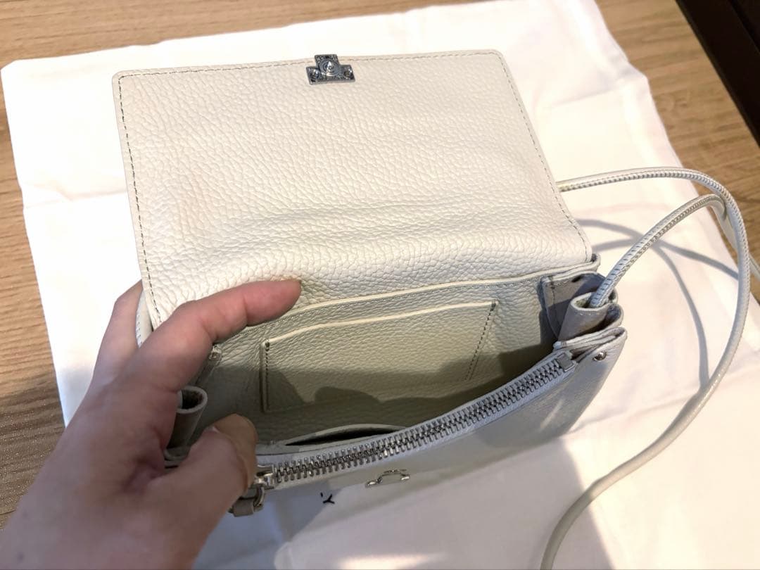 IACUCCI イアクッチ アバ ウォレットショルダー