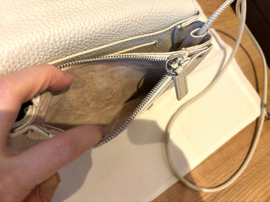 IACUCCI イアクッチ アバ ウォレットショルダー