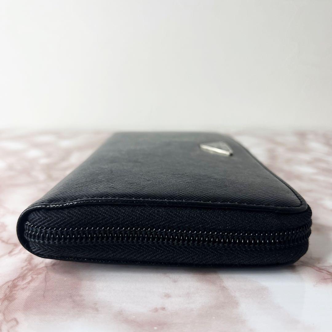 【未使用級品】PRADA ラウンドファスナー 長財布80