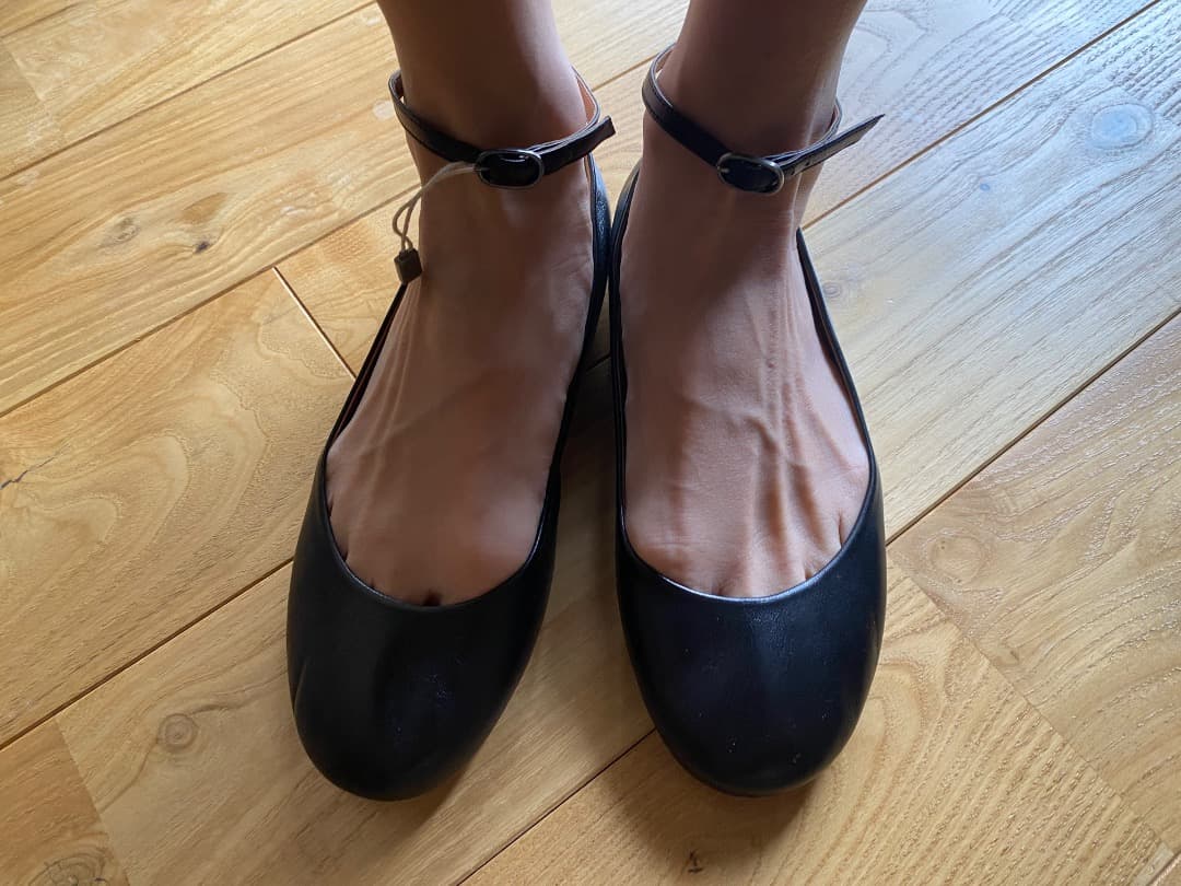 メゾン・マルタン・マルジェラ　レディース　新品　革　バレリーナシューズ