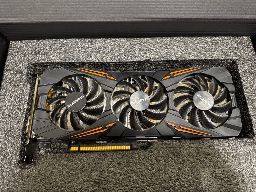GIGABYTE GTX 1080 グラフィックボード