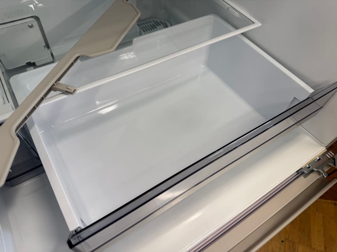 F052 超美品‼️ TOSHIBA ３ドア　冷蔵庫　2024年　356L