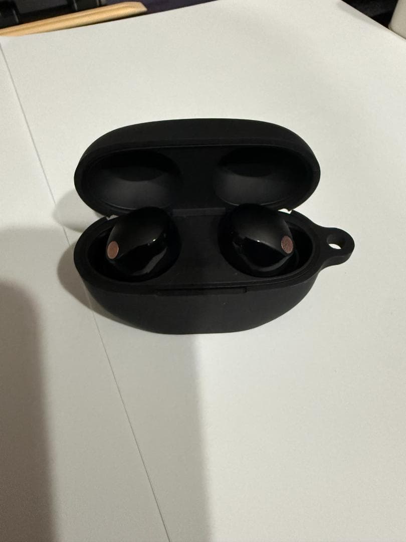 ソニー　ワイヤレスイヤホン　WF-1000XM5 ブラック