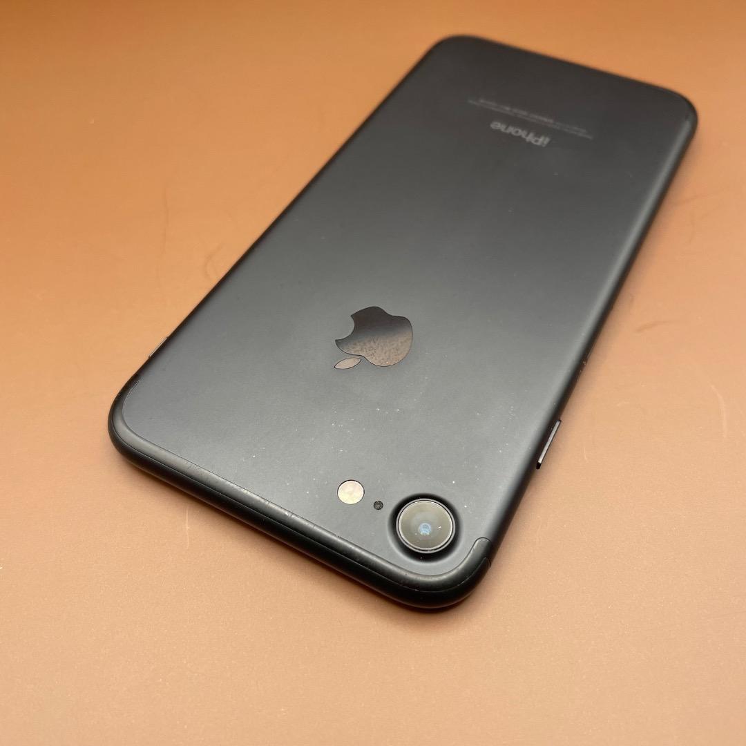 iPhone 7 128GB シムフリー 新品バッテリー