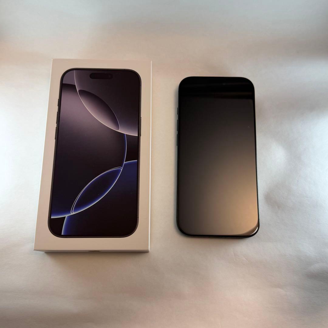 Apple iPhone16pro 黒 128GB SIMフリー