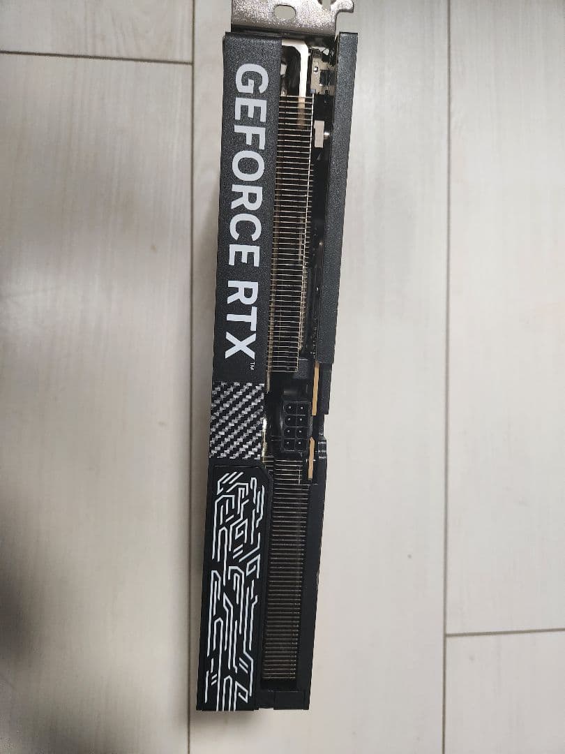 玄人志向 GALAKURO RTX 5060 8gb