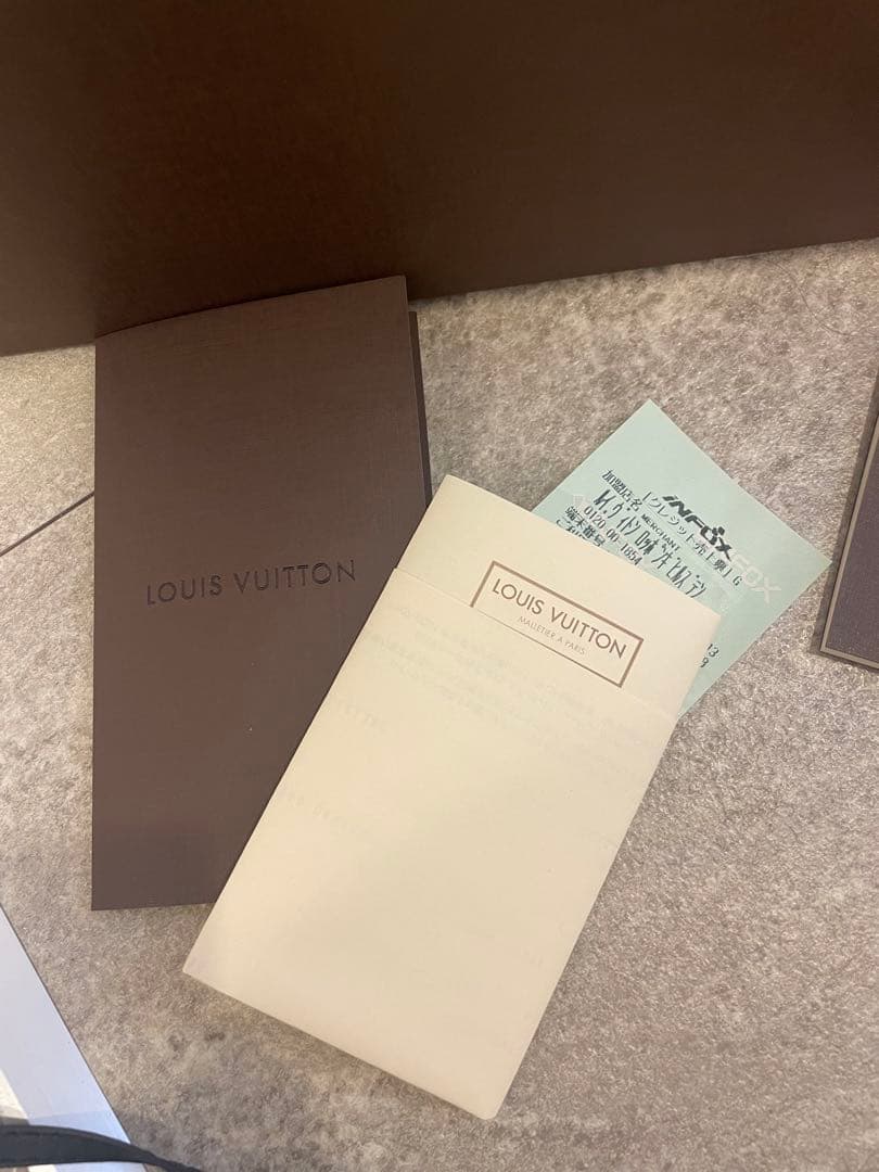LOUIS VUITTON ルイヴィトン バレエシューズ レザー LVパンチング