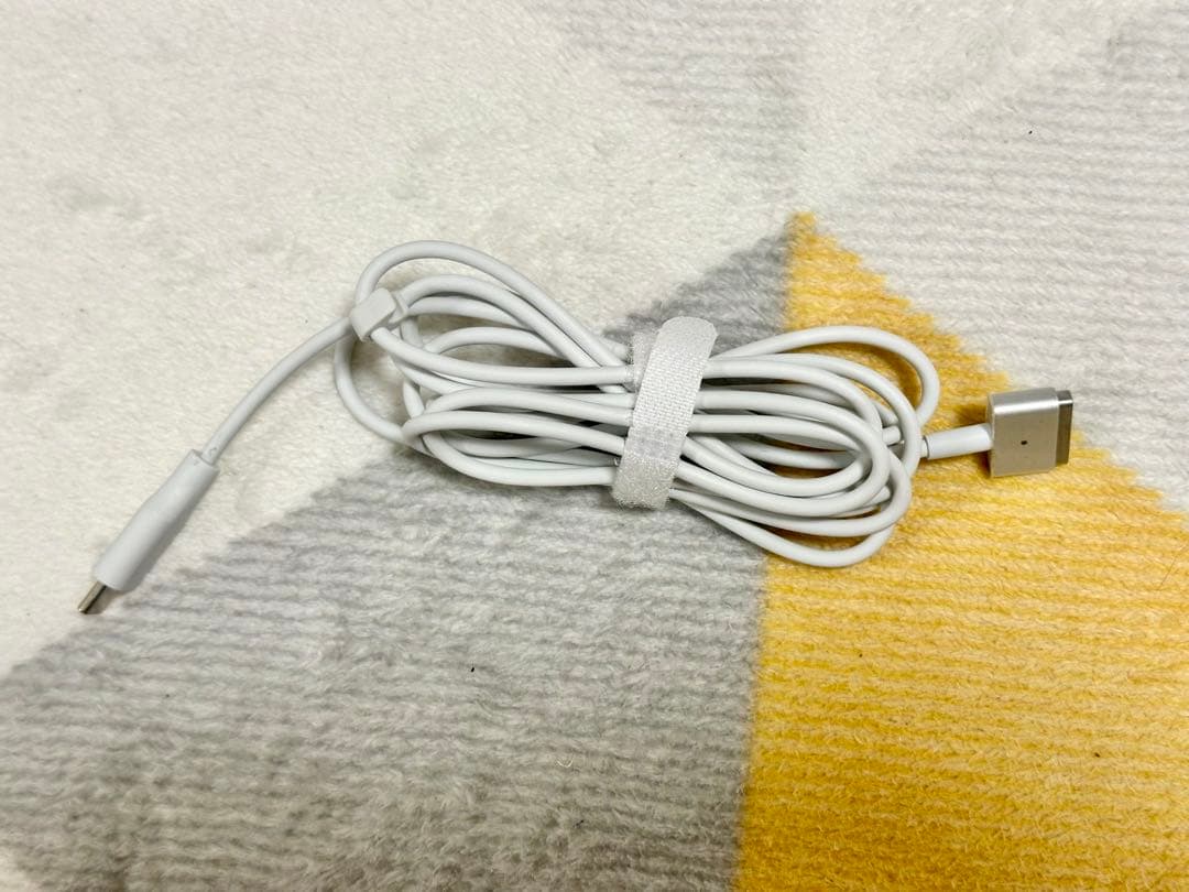 MacBook Pro 13インチ【メモリ8GB / SSD512GB】