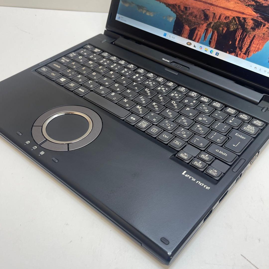 #273 パナソニック CF-XZ6 2in1 i5-7300U 8GB 256