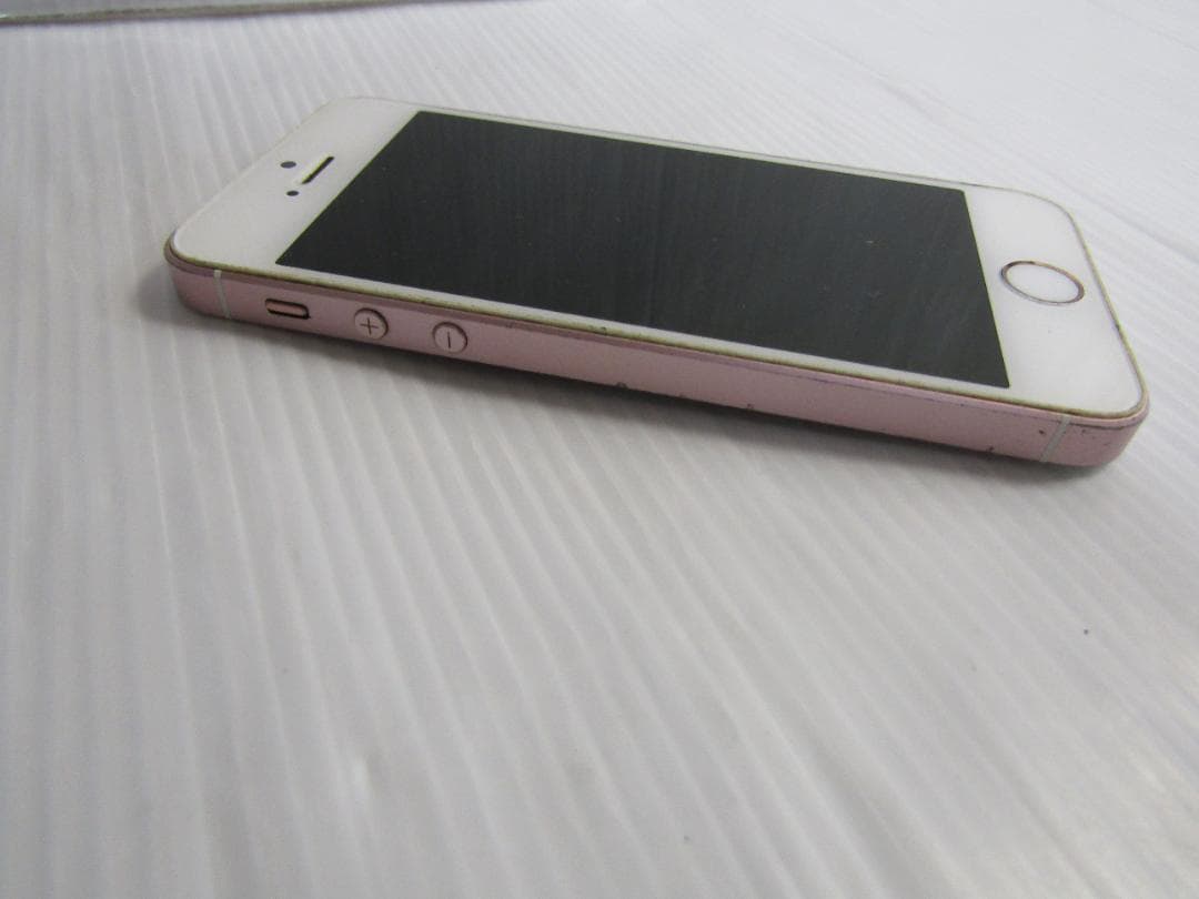 K0706 iPhone 11/ SEスマートフォン　ジャンク(3 セット)