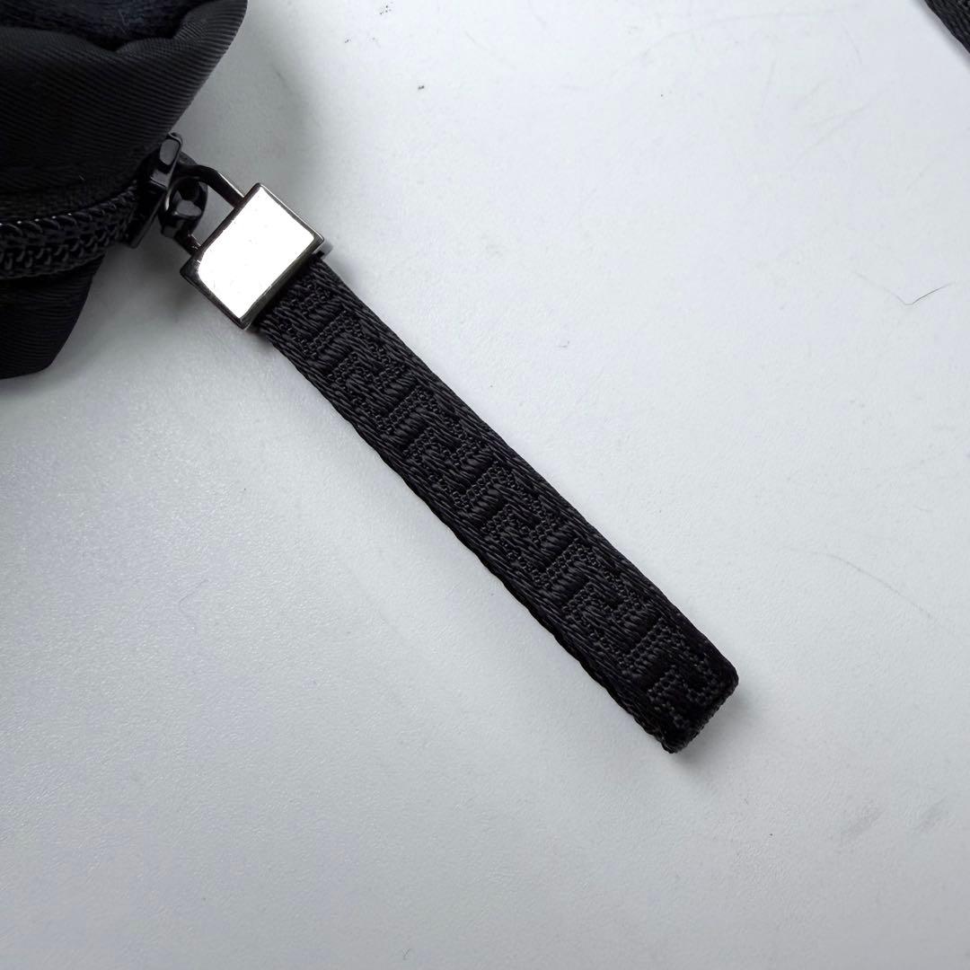 Konaヴェルサーチ　VERSACE　ショルダーバック　グレカ　ブラック