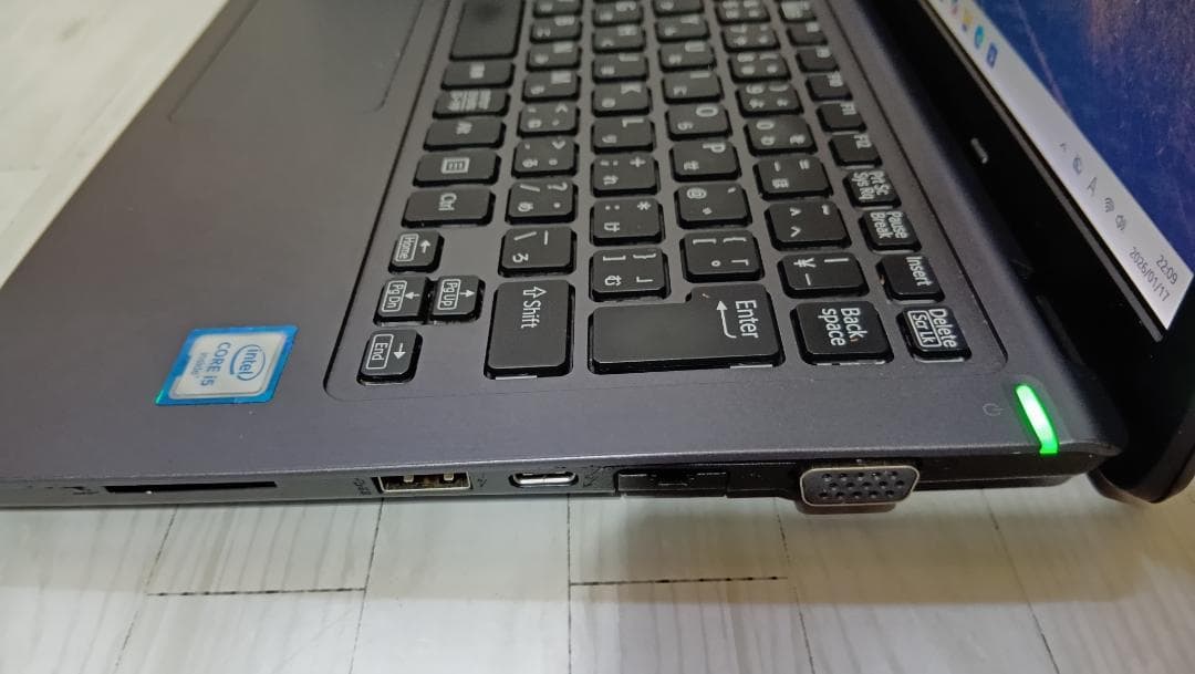 ⑫　グレーなVAIO VJS111D 6世代i5