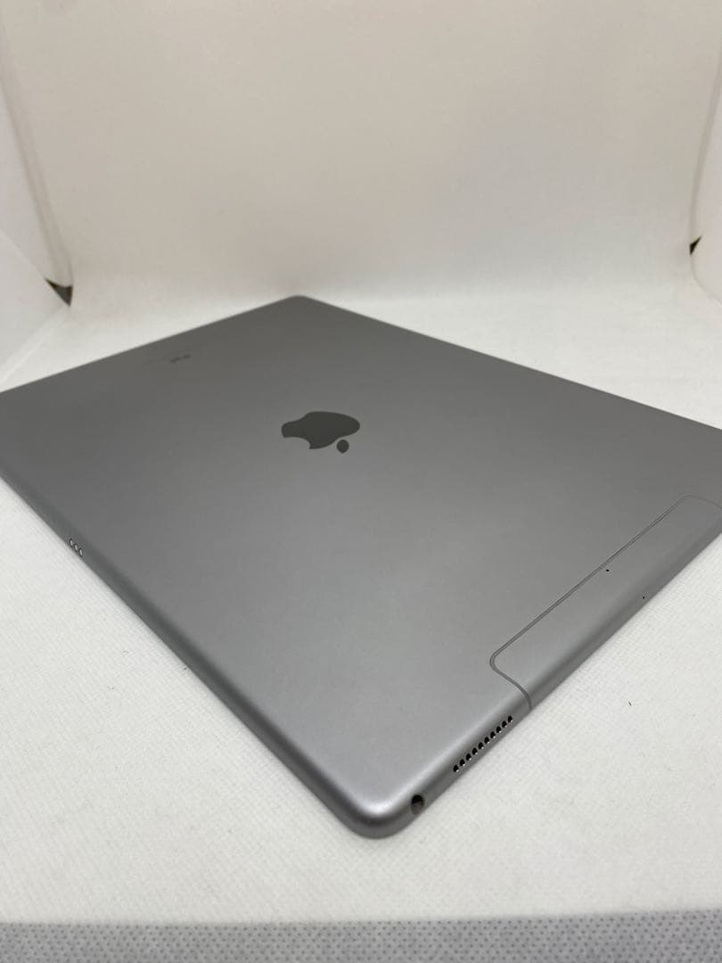 iPad Pro (12.9インチ)第2世代 64GB SIMフリー 27658
