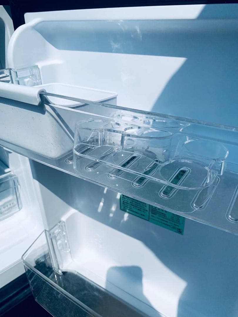 ♦Hisense ノンフロン冷凍冷蔵庫【2020年製】HR-G13B-BR